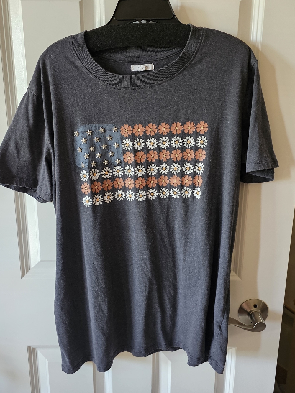 Maurices Charcoal Graphic Tee with Pink & White Floral Flag